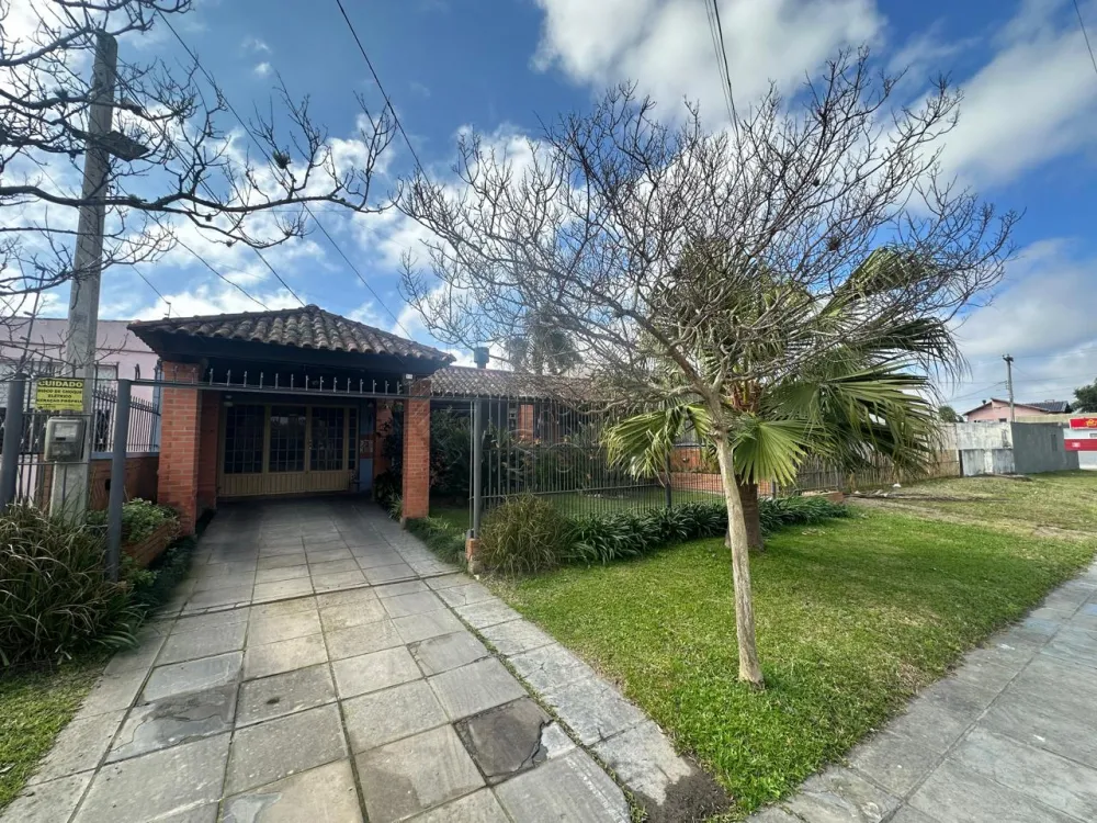 Comprar Casa / Padr&atilde;o em Pelotas R$ 720.000,00 - Foto 15