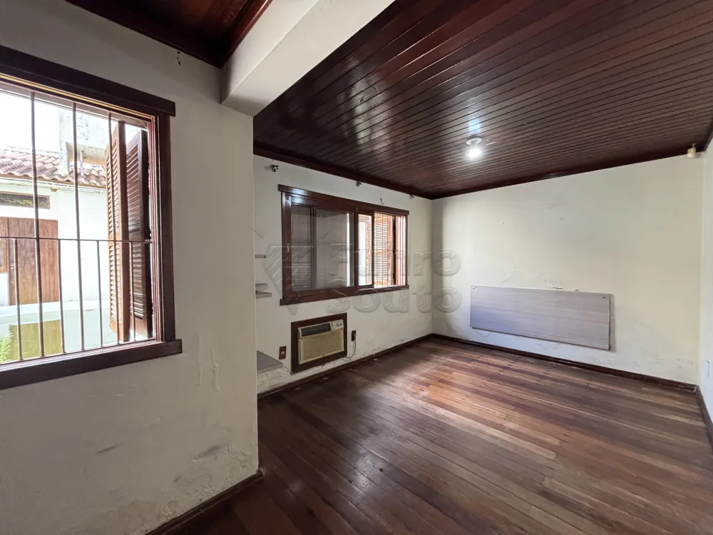 Comprar Casa / Padr&atilde;o em Pelotas R$ 795.000,00 - Foto 1