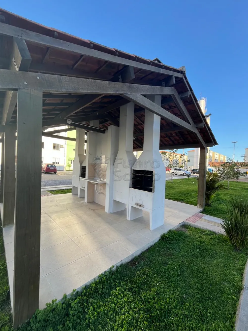 Comprar Apartamento / Padr&atilde;o em Pelotas R$ 170.000,00 - Foto 9