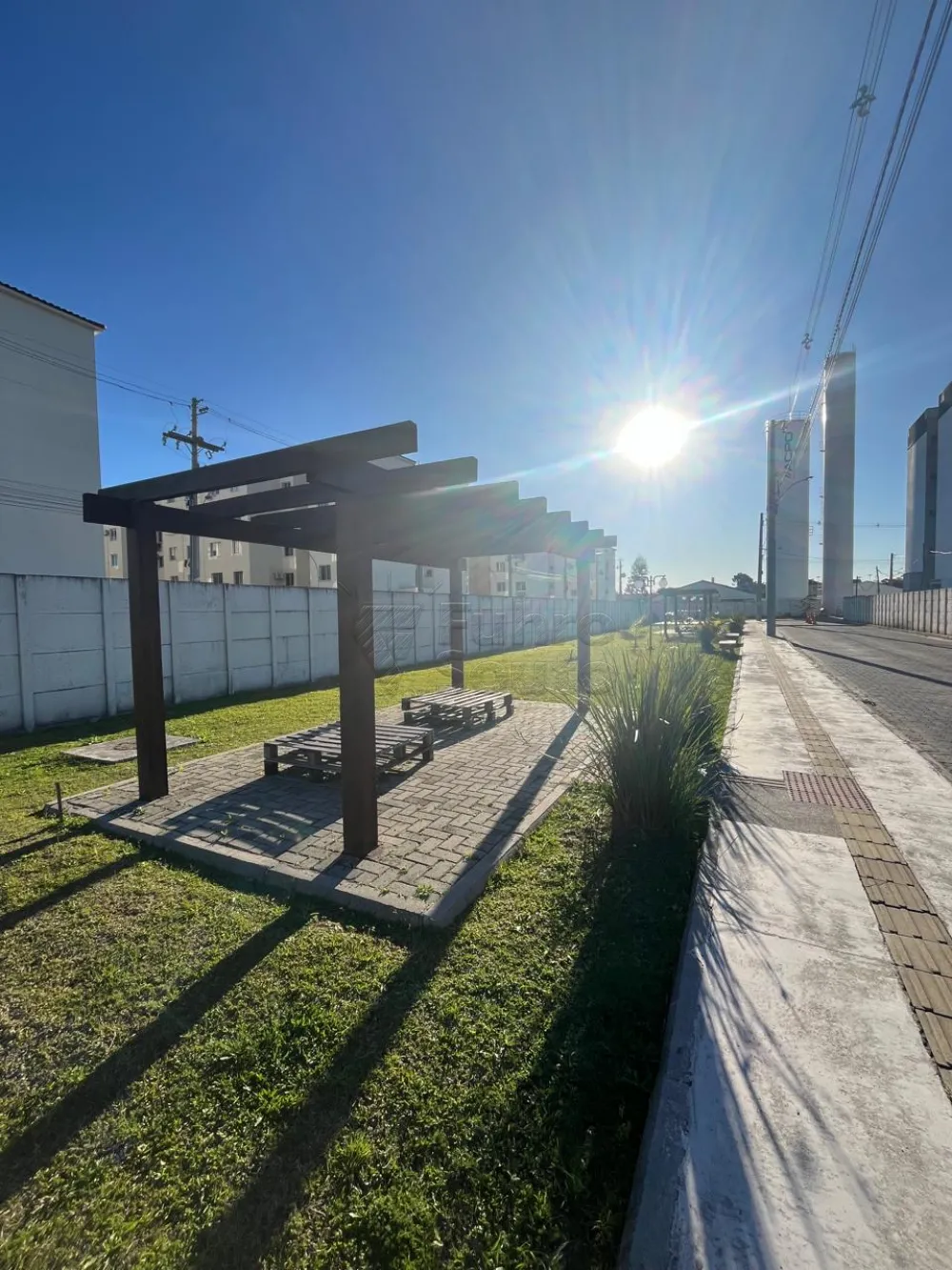 Comprar Apartamento / Padr&atilde;o em Pelotas R$ 170.000,00 - Foto 17