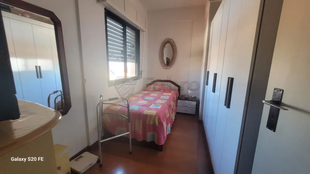 Comprar Apartamento / Padr&atilde;o em Pelotas R$ 680.000,00 - Foto 5