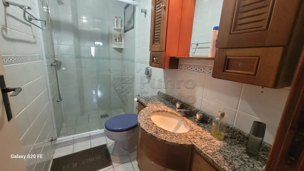Comprar Apartamento / Padr&atilde;o em Pelotas R$ 680.000,00 - Foto 8