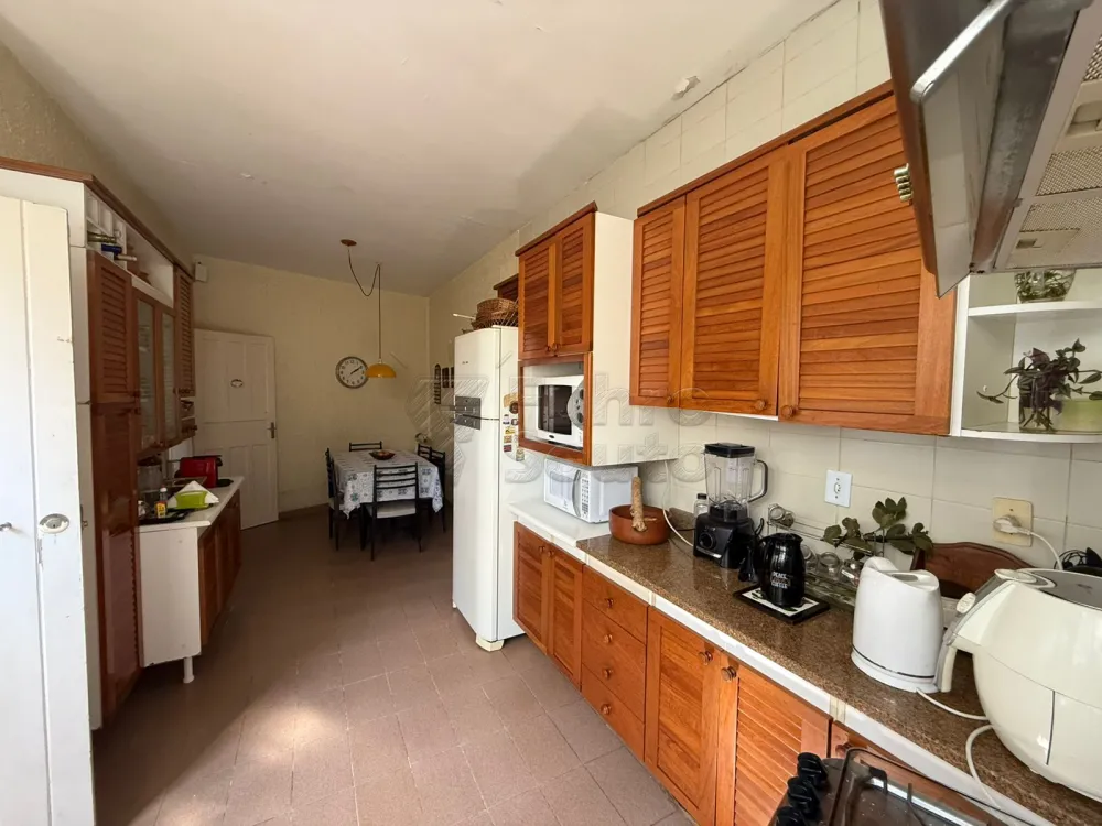 Comprar Casa / Padr&atilde;o em Pelotas R$ 1.100.000,00 - Foto 2