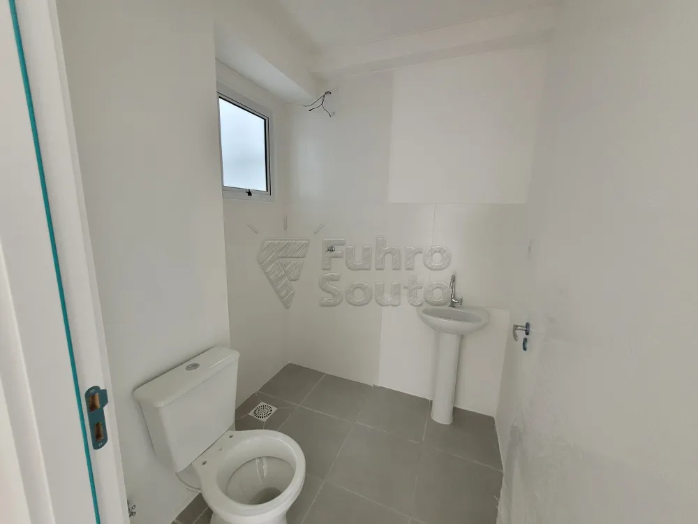 Comprar Apartamento / Padr&atilde;o em Pelotas R$ 245.000,00 - Foto 7