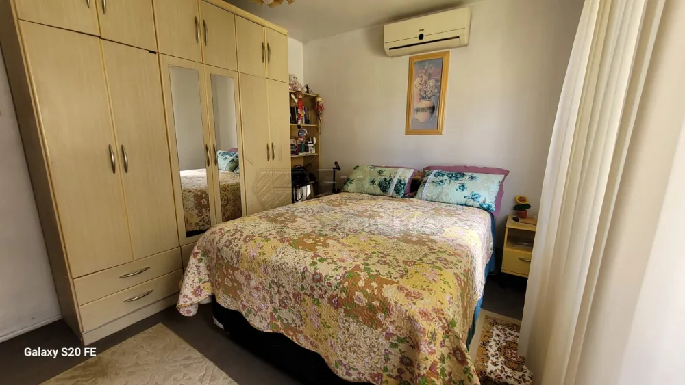 Comprar Apartamento / Padr&atilde;o em Pelotas R$ 200.000,00 - Foto 6