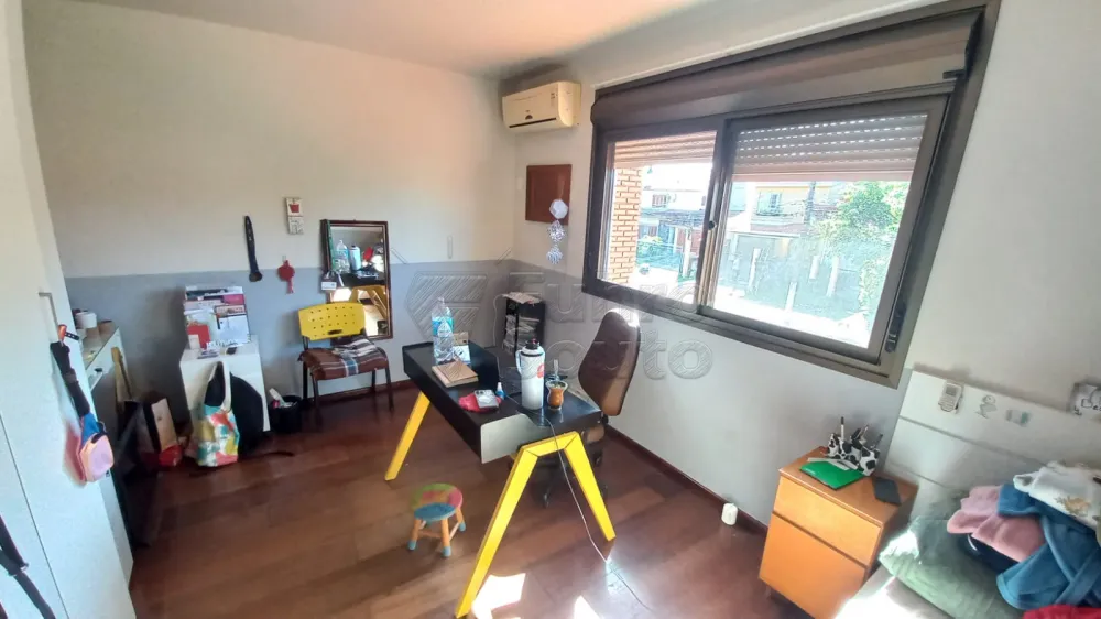 Comprar Casa / Padr&atilde;o em Pelotas R$ 1.100.000,00 - Foto 4