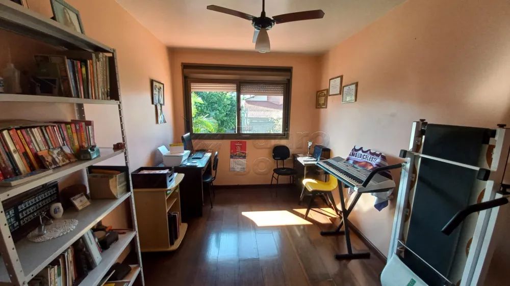 Comprar Casa / Padr&atilde;o em Pelotas R$ 1.100.000,00 - Foto 5