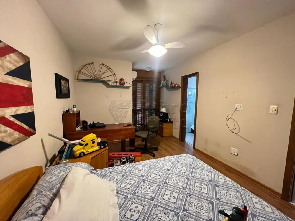 Comprar Casa / Padr&atilde;o em Pelotas R$ 950.000,00 - Foto 3