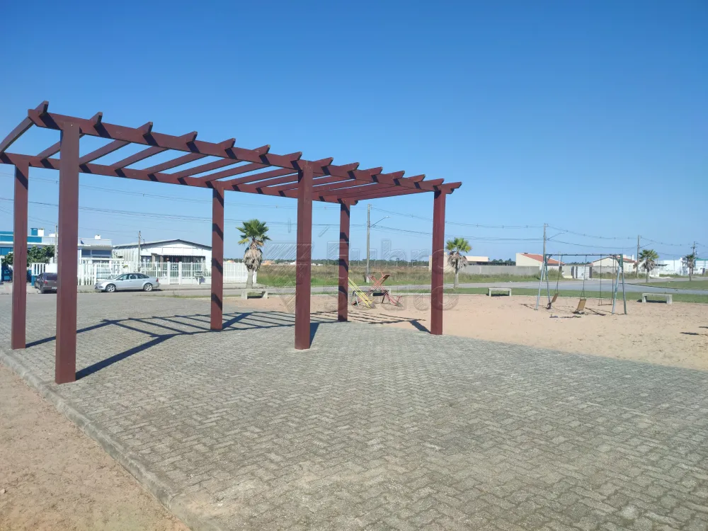 Comprar Casa / Padr&atilde;o em Pelotas R$ 235.000,00 - Foto 9