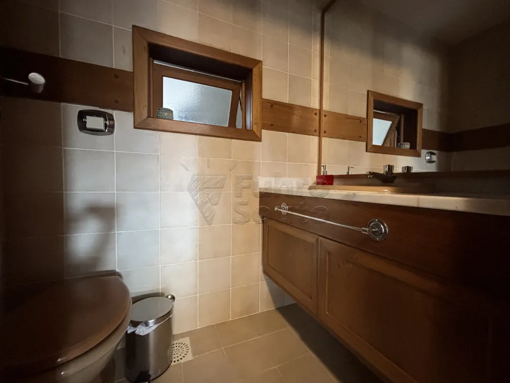 Comprar Apartamento / Padr&atilde;o em Pelotas R$ 850.000,00 - Foto 13