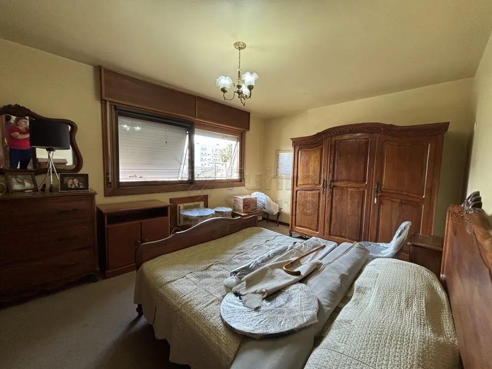 Comprar Apartamento / Padr&atilde;o em Pelotas R$ 850.000,00 - Foto 9