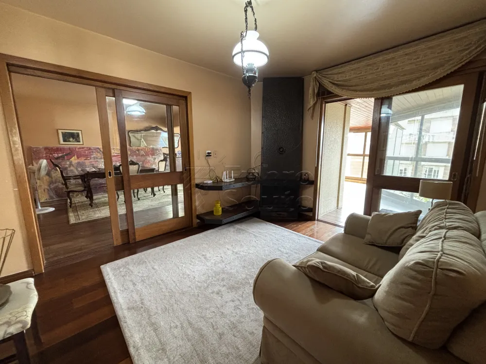 Comprar Apartamento / Padr&atilde;o em Pelotas R$ 850.000,00 - Foto 2