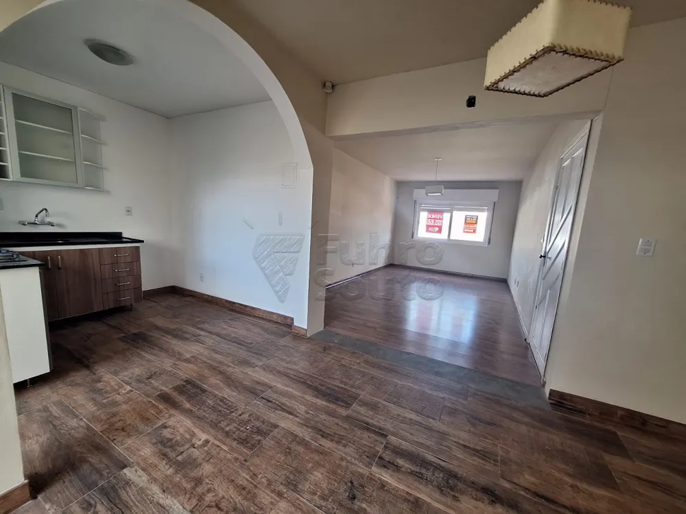 Comprar Apartamento / Padr&atilde;o em Pelotas R$ 330.000,00 - Foto 1