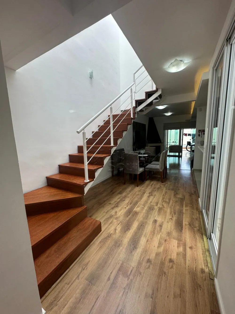 Comprar Casa / Padr&atilde;o em Pelotas R$ 810.000,00 - Foto 4