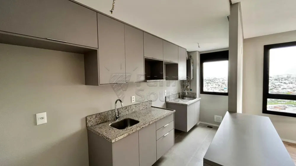 Comprar Apartamento / Padr&atilde;o em Pelotas R$ 535.000,00 - Foto 4