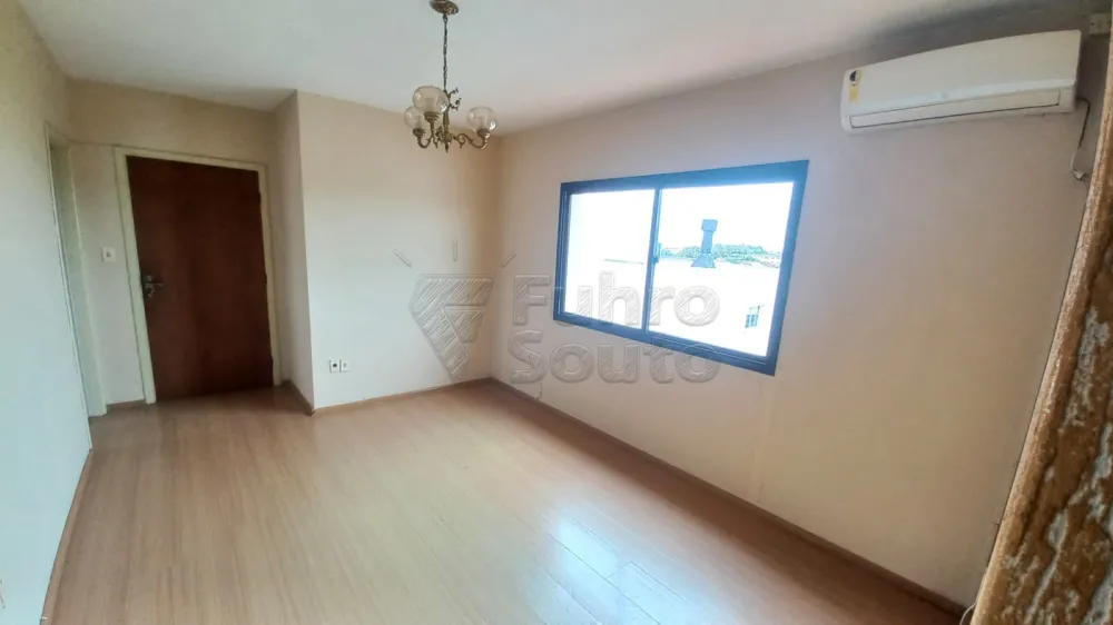 Comprar Apartamento / Padr&atilde;o em Pelotas R$ 270.000,00 - Foto 6