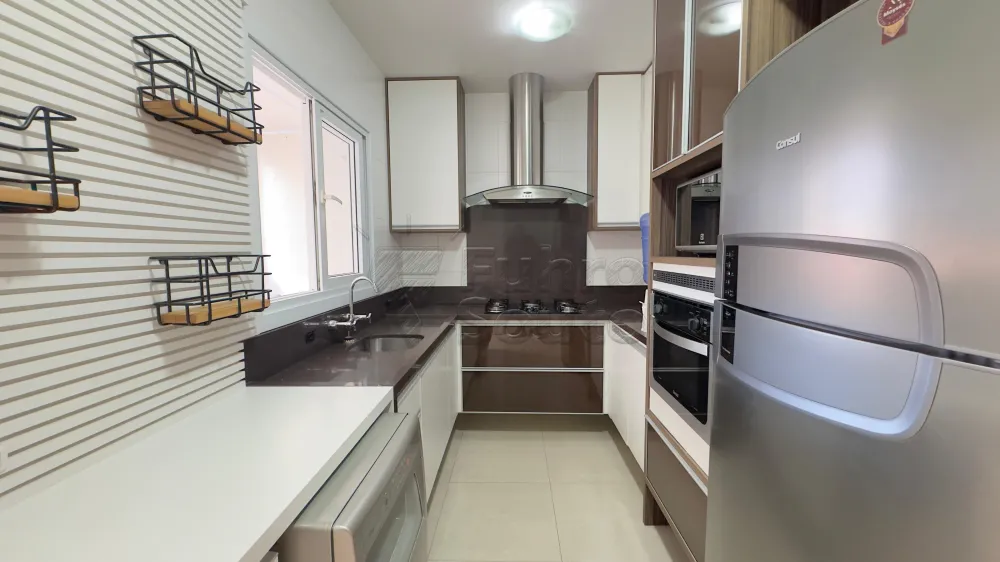 Comprar Apartamento / Padr&atilde;o em Pelotas R$ 980.000,00 - Foto 4