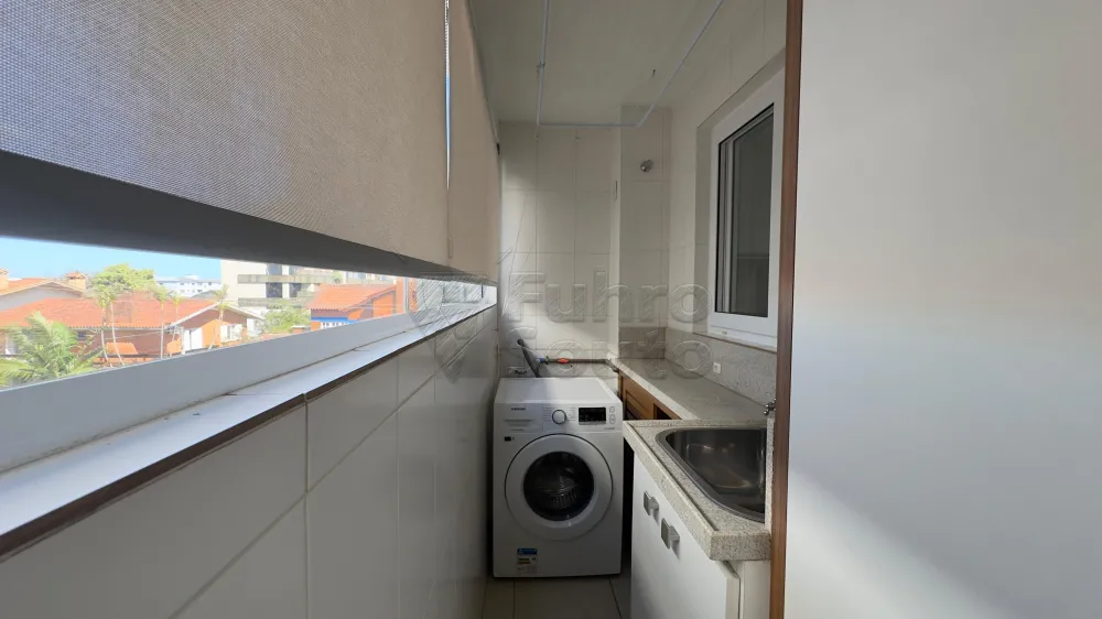 Comprar Apartamento / Padr&atilde;o em Pelotas R$ 980.000,00 - Foto 5