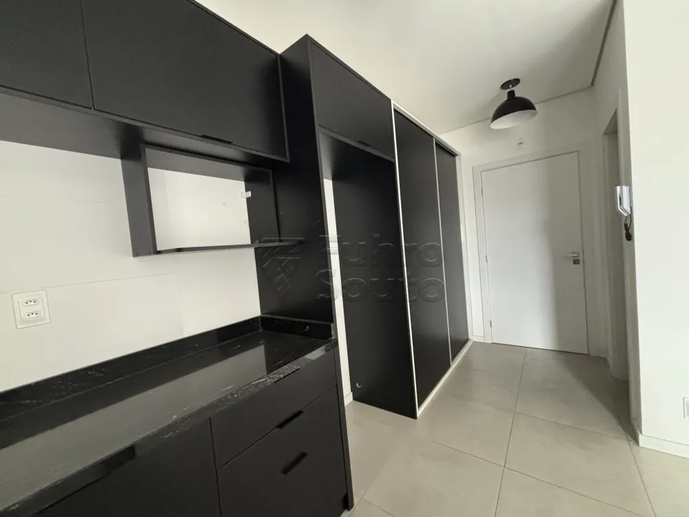 Comprar Apartamento / Loft  Studio em Pelotas R$ 269.000,00 - Foto 3