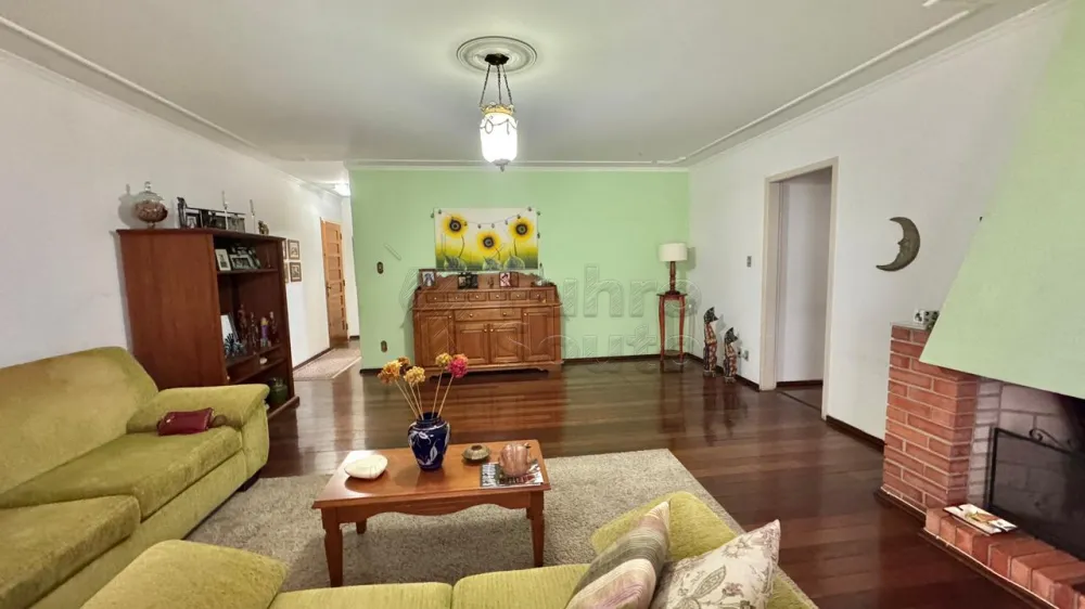 Comprar Apartamento / Padr&atilde;o em Pelotas R$ 520.000,00 - Foto 2