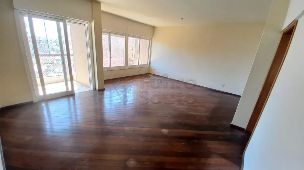 Comprar Apartamento / Padr&atilde;o em Pelotas R$ 650.000,00 - Foto 1