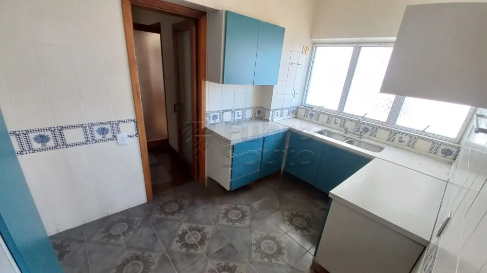 Comprar Apartamento / Padr&atilde;o em Pelotas R$ 650.000,00 - Foto 5