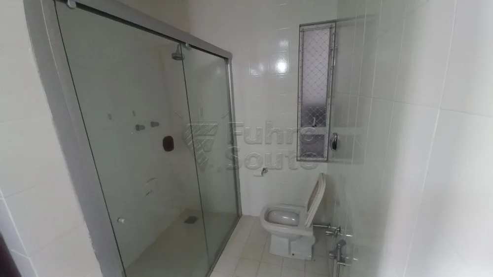 Comprar Apartamento / Padr&atilde;o em Pelotas R$ 650.000,00 - Foto 14