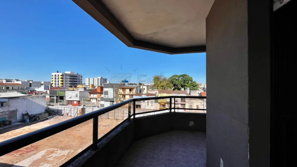 Comprar Apartamento / Padr&atilde;o em Pelotas R$ 320.000,00 - Foto 10
