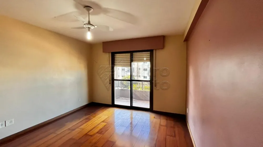 Comprar Apartamento / Padr&atilde;o em Pelotas R$ 320.000,00 - Foto 2