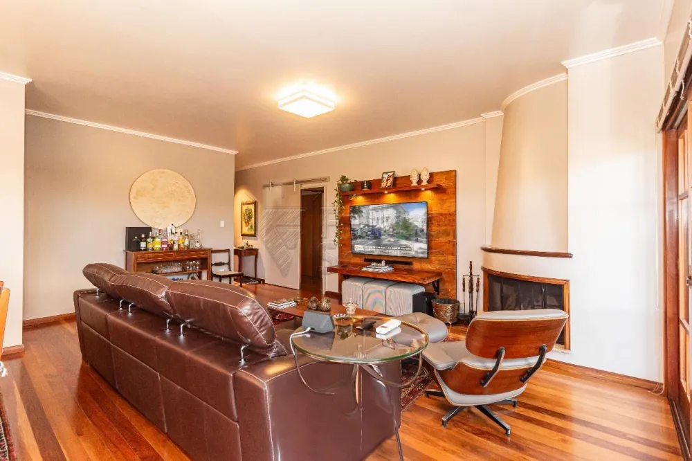 Comprar Apartamento / Padr&atilde;o em Pelotas R$ 980.000,00 - Foto 1