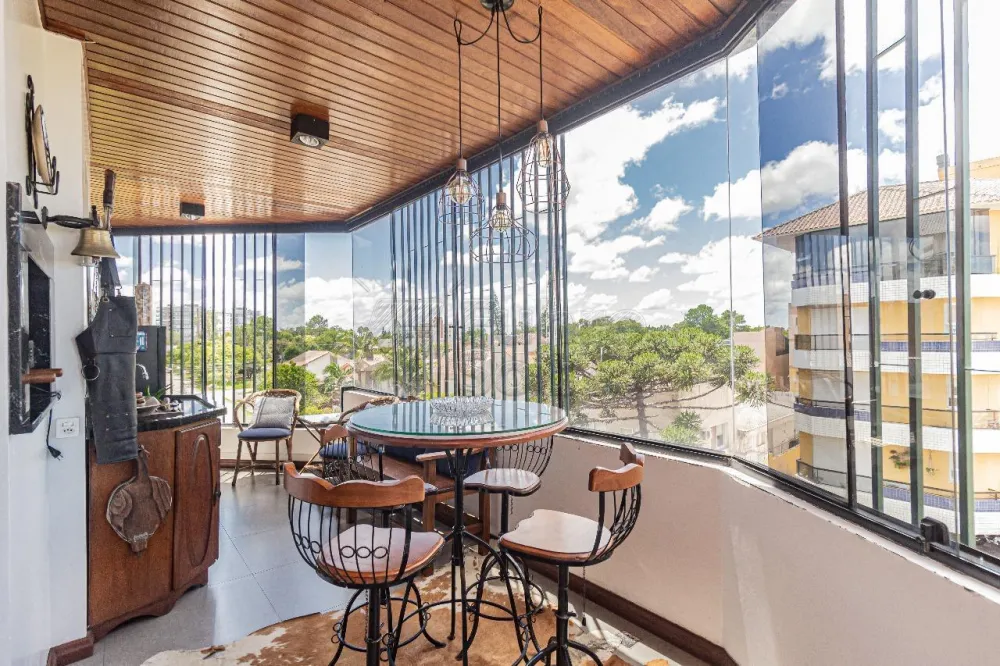 Comprar Apartamento / Padr&atilde;o em Pelotas R$ 980.000,00 - Foto 18