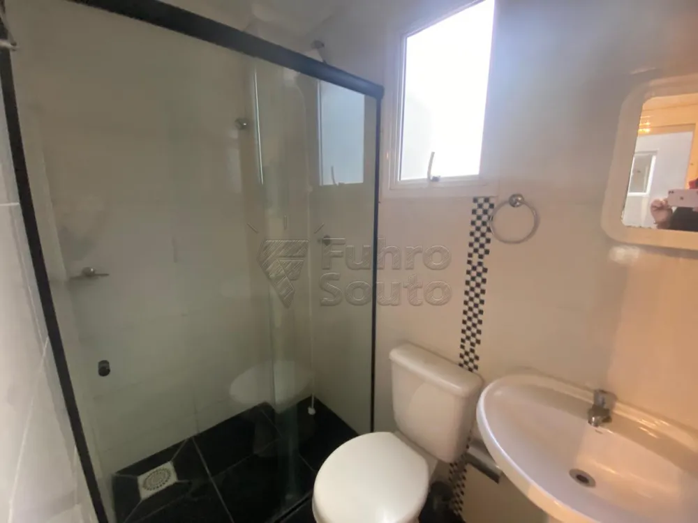 Comprar Apartamento / Padr&atilde;o em Pelotas R$ 140.000,00 - Foto 6
