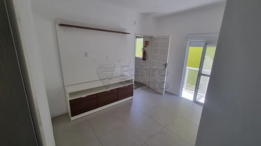 Comprar Apartamento / Fora de Condom&iacute;nio em Pelotas R$ 290.000,00 - Foto 1