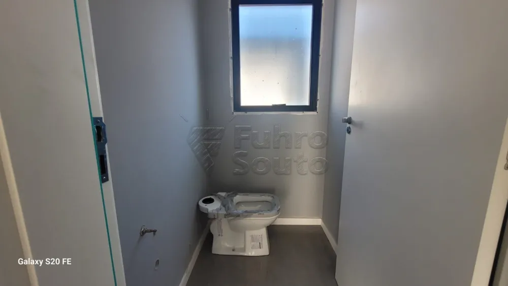 Comprar Casa / Padr&atilde;o em Pelotas R$ 1.290.000,00 - Foto 10