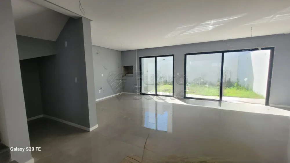 Comprar Casa / Padr&atilde;o em Pelotas R$ 1.320.000,00 - Foto 2