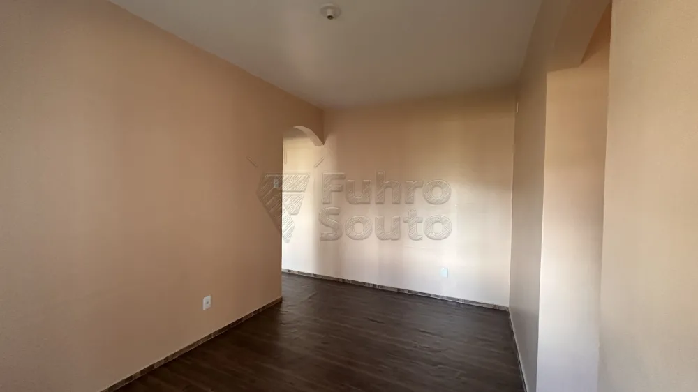 Comprar Apartamento / Padr&atilde;o em Pelotas R$ 230.000,00 - Foto 3