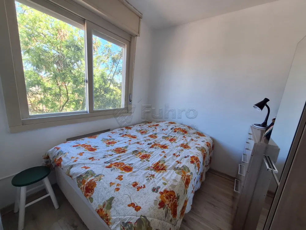 Comprar Apartamento / Padr&atilde;o em Pelotas R$ 270.000,00 - Foto 3