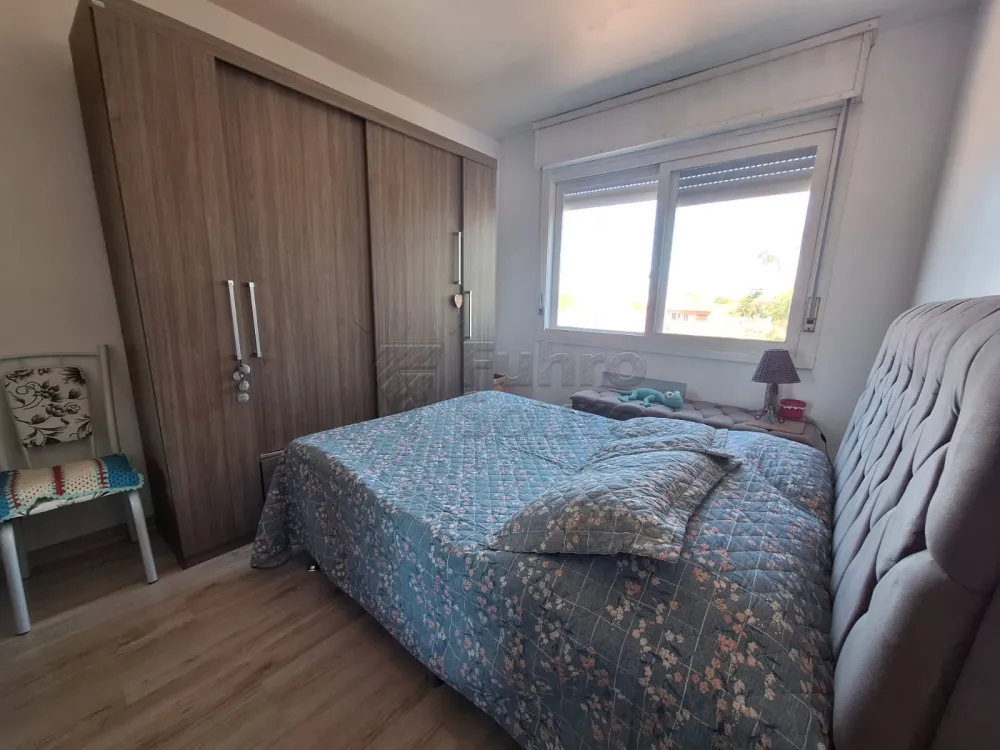 Comprar Apartamento / Padr&atilde;o em Pelotas R$ 270.000,00 - Foto 5