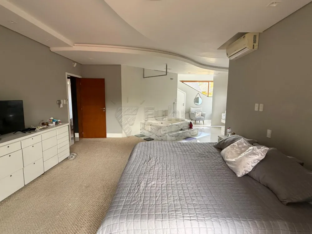 Comprar Casa / Padr&atilde;o em Pelotas R$ 3.180.000,00 - Foto 4