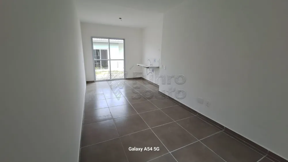 Comprar Casa / Condom&iacute;nio em Pelotas R$ 250.000,00 - Foto 1