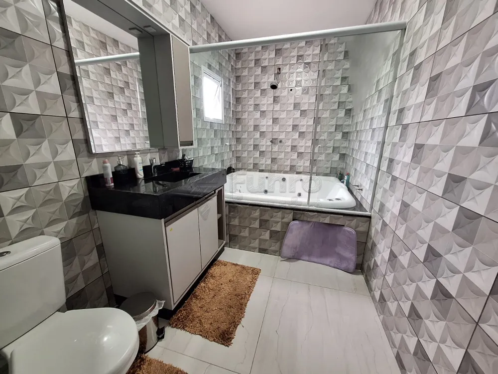 Comprar Casa / Padr&atilde;o em Pelotas R$ 1.190.000,00 - Foto 10