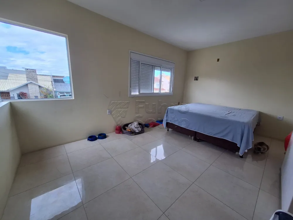 Comprar Casa / Padr&atilde;o em Pelotas R$ 1.190.000,00 - Foto 8