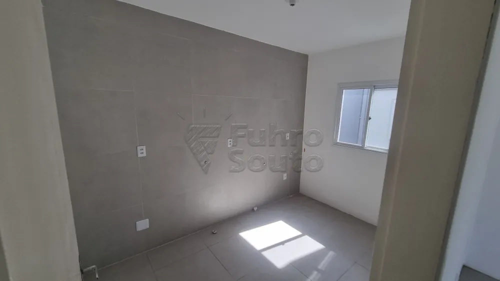 Comprar Apartamento / Fora de Condom&iacute;nio em Pelotas R$ 250.000,00 - Foto 3