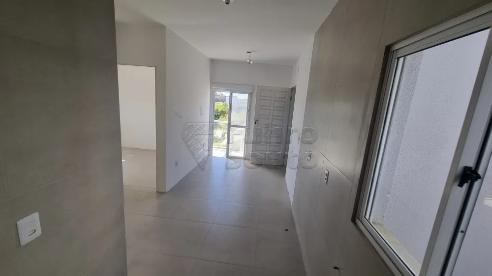 Comprar Apartamento / Fora de Condom&iacute;nio em Pelotas R$ 170.000,00 - Foto 2
