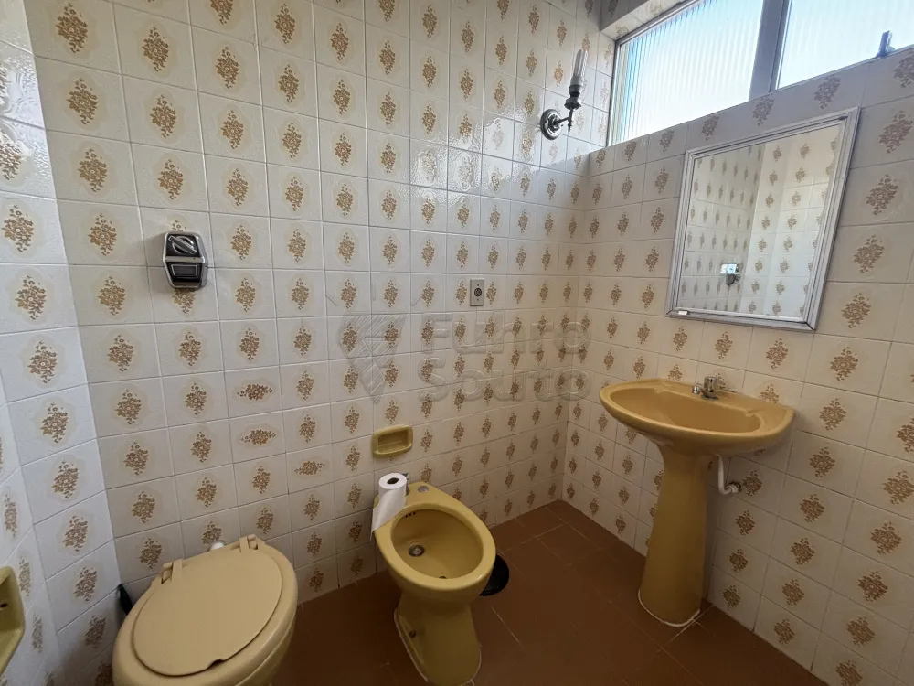 Comprar Apartamento / Padr&atilde;o em Pelotas R$ 298.000,00 - Foto 6