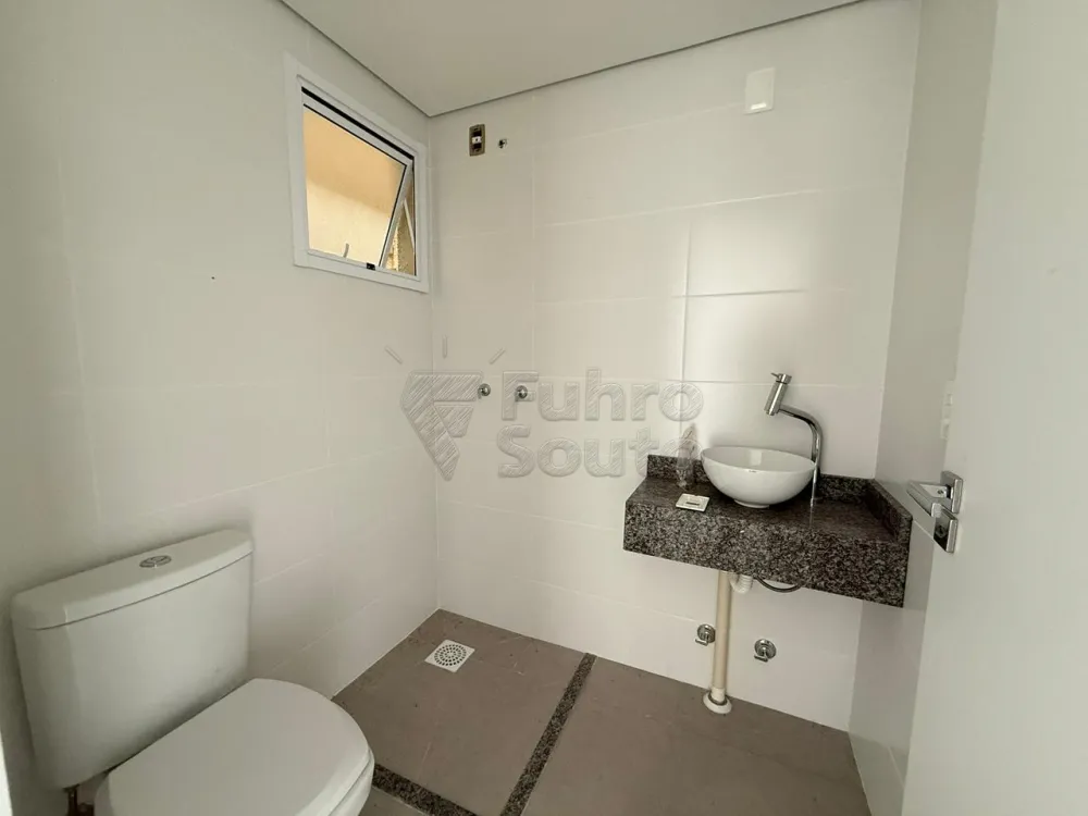Comprar Apartamento / Padr&atilde;o em Pelotas R$ 260.000,00 - Foto 5