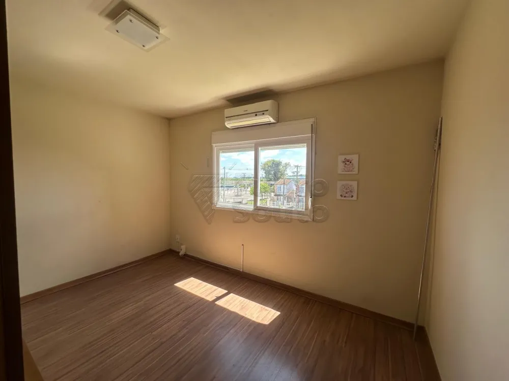 Comprar Apartamento / Padr&atilde;o em Pelotas R$ 160.000,00 - Foto 2