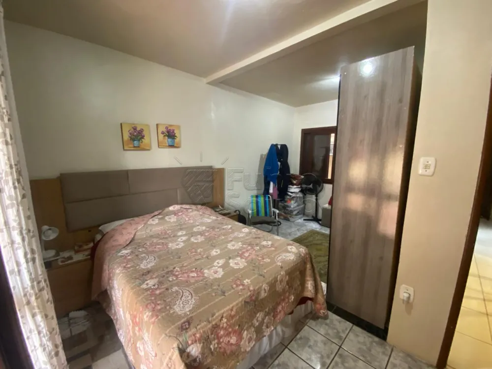 Comprar Casa / Padr&atilde;o em Pelotas R$ 460.000,00 - Foto 5