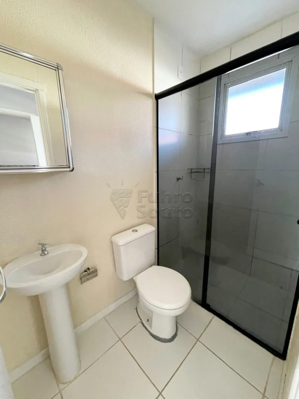 Comprar Casa / Condom&iacute;nio em Pelotas R$ 260.000,00 - Foto 6