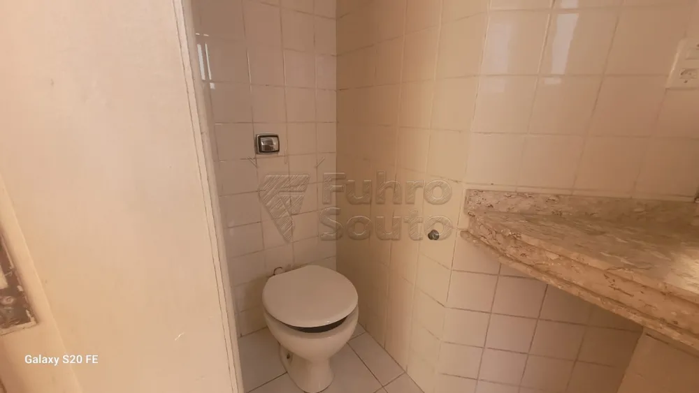 Comprar Apartamento / Padr&atilde;o em Pelotas R$ 261.000,00 - Foto 6